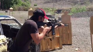Keanu Reeves Has Some Bloody Silky Gun Skills