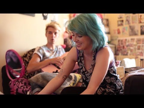 Ozzy Man’s Daily Lives #1: Steph – United Kingdom