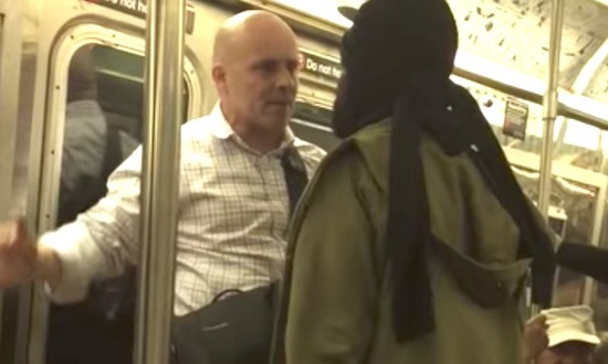 Old Dude Riding The Subway REFUSES To Be Intimidated By Man Claiming To Have Killed His Parents