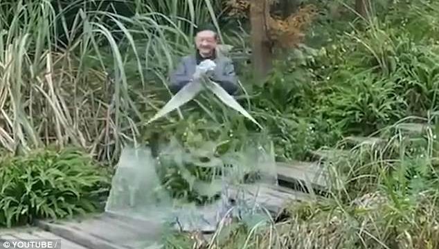 Chinese Break The Internet With New “Invisibility Cloak”