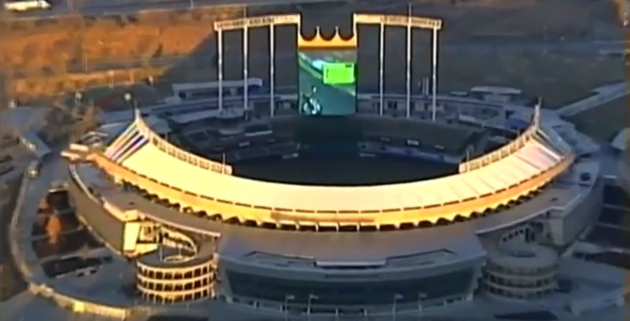 News Chopper catches stadium staff playing Mario Kart on the scoreboard