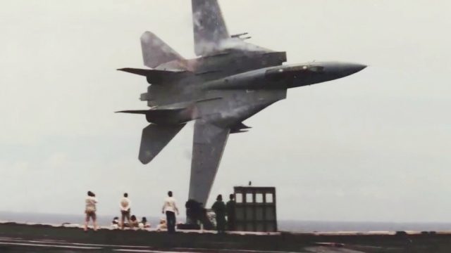 How a cheeky pilot made the greatest F-14 Tomcat flyby ever photographed!