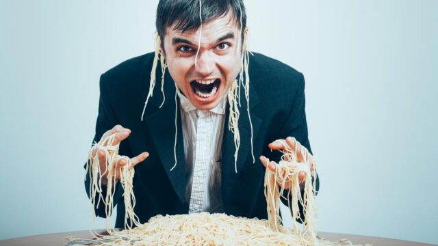Bloke divorces his wife for cooking him Instant Noodles for every meal